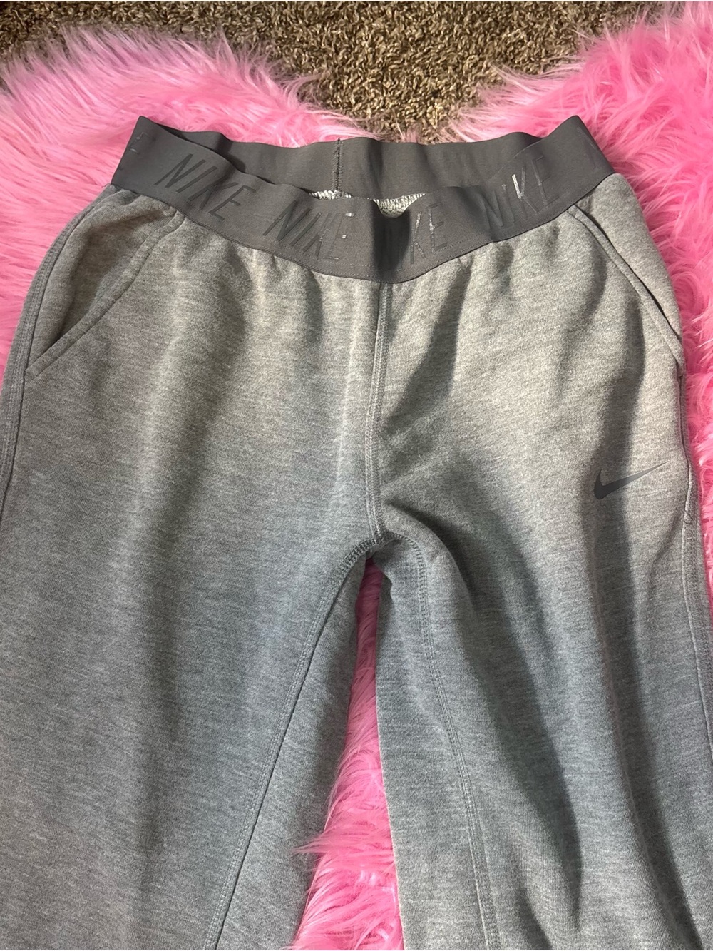 Nike Dri-FIT Gray Logo Waistband Sweatpants Small